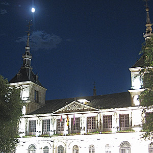 Toledo at night