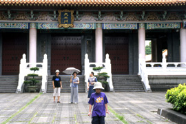 Confucian Temple Taichung June 2004