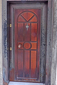 A door in Split
