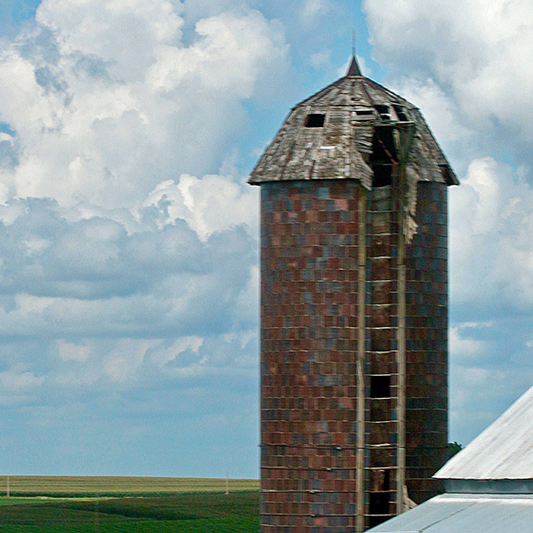 Ruined silo in eastern Kansas