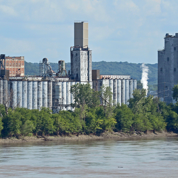 Grain elevators along the Missouri River