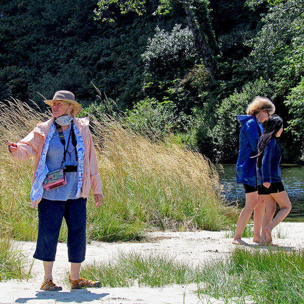 Mom, Jennell, and Angie along the Yachats River.