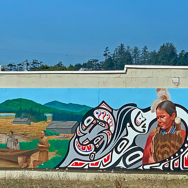 A mural in Waldport, Oregon.
