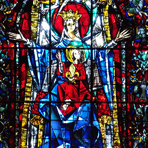 Mary welcomes visitors Mary sits with Jesus on he rlap, and she spreads her arms wide in a welcoming gesture
