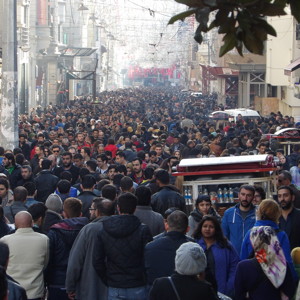 In Taksim, Freedom Avenue is the most popular shopping area .