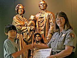 Statue of the Lincoln family at Sinking Springs Farm