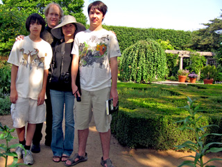 Hadley-Ives family in Chicago Botanical Garden
