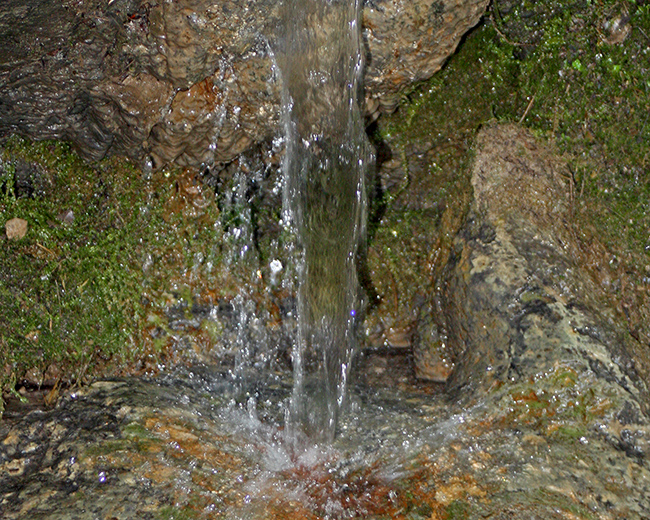 Water splashing down rocks at Turkey Run