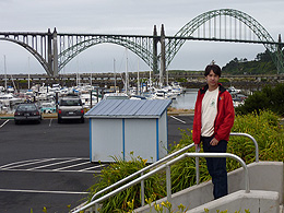 Sebastian and the bridge at Newport