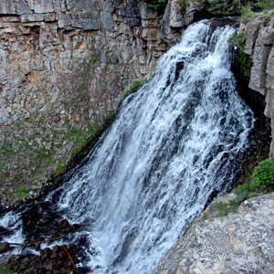 Cascade of a stream