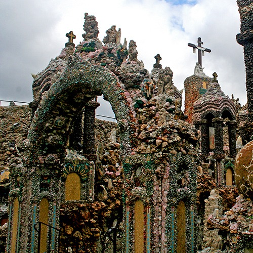 Many rocks stuck together to make an impressive architectural impression.