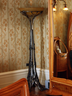 Lamp in the school of Nancy museum, France.