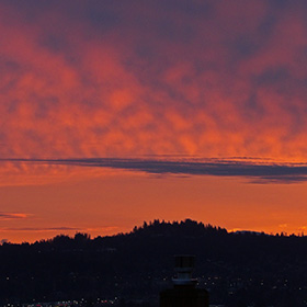 Dawn light to the northeast seen from Bull Mountain in Oregon