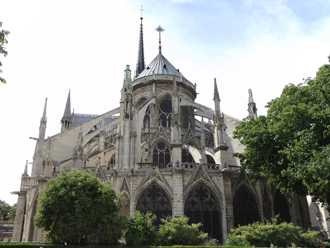 Notre Dame  de Paris巴黎聖母院(Photo by Eric and Chun-Chih Hadley-Ives)