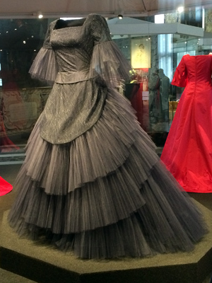 Dresses for Queen Margrethe II in Frederiksborg Slot — Hillerød, Denmark. 丹麥皇后瑪格麗特二世的服飾-希勒洛 (菲特烈堡)