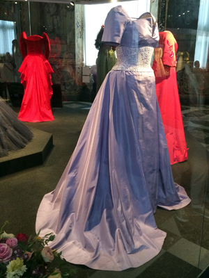 Dresses for Queen Margrethe II in Frederiksborg Slot — Hillerød, Denmark.  丹麥皇后瑪格麗特二世的服飾-希勒洛 （菲特烈堡）