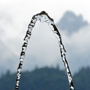 An arch of water
