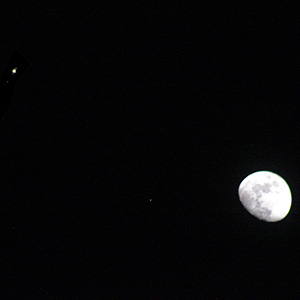 Jupiter near the moon on April 17th