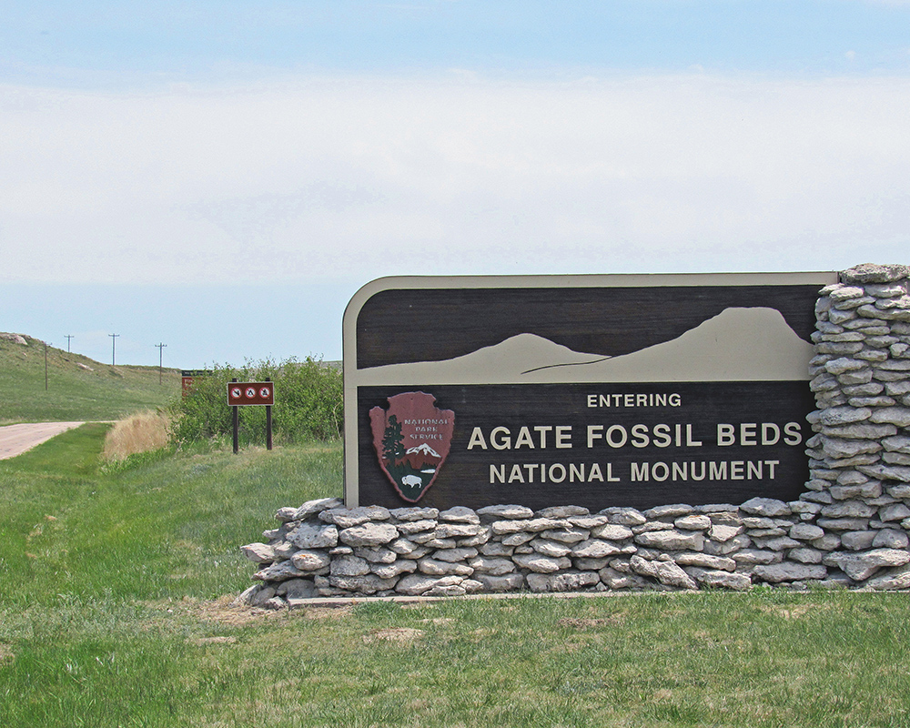 Agate Fossil Beds Sign