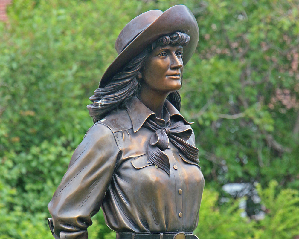 Statue of Mari Sandoz