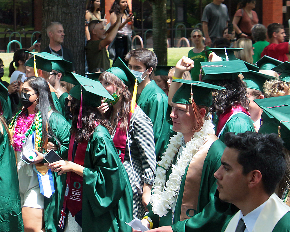 Graduates of the University of Oregon participating in events on graduation day, 2021