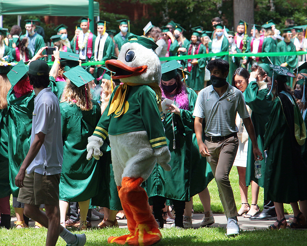 Graduates of the University of Oregon participating in events on graduation day, 2021