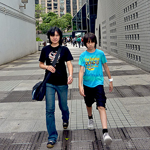 Walkway between Shui On Centre and Wanchai Tower, with Convention Plaza Apartments in the background