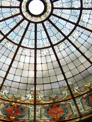 A skylight window in the Wisconsin State Capitol.威斯康辛州府議會大廈的天窗