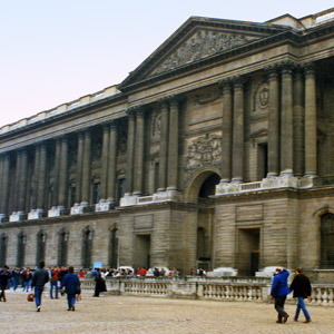 Louvre Exterior